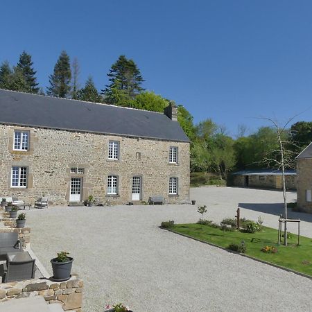 La Vallee Joly Le Vast Luaran gambar